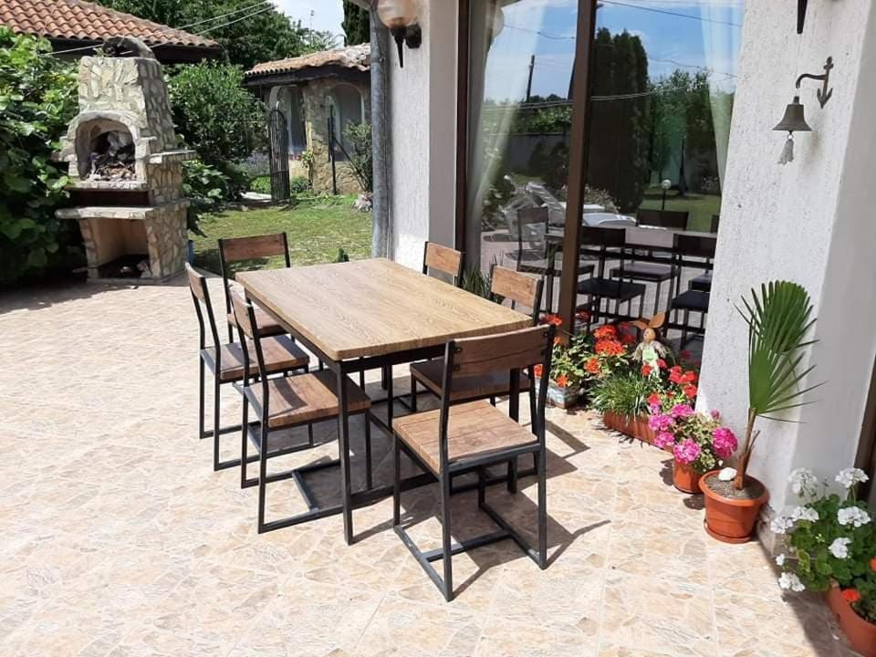 Guesthouse Oasis-Shabla Eksteriør bilde